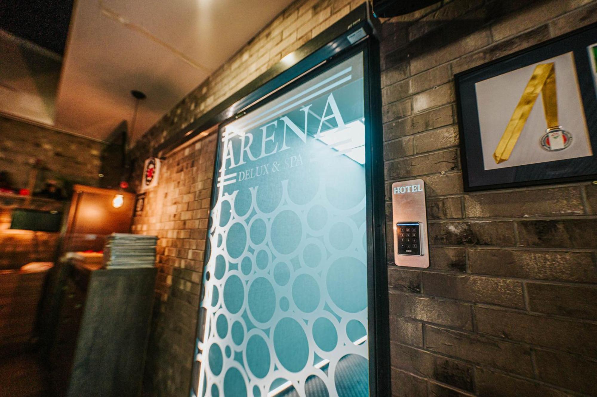 Arena Deluxe & Spa Szeged Exterior foto
